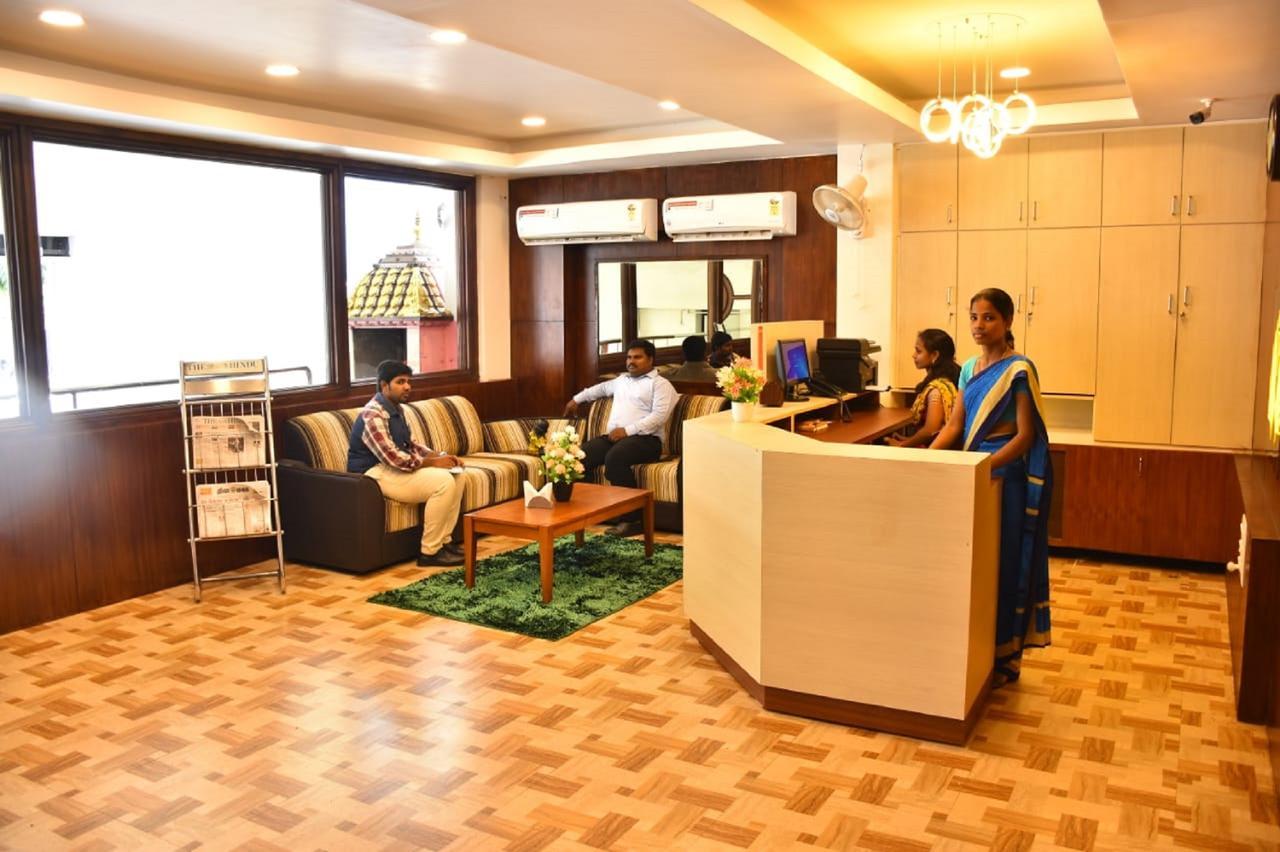 Hotel Palacial Pondi Ποντισερί Εξωτερικό φωτογραφία